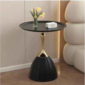 Table d’appoint ronde moderne avec pied sculptural noir et doré